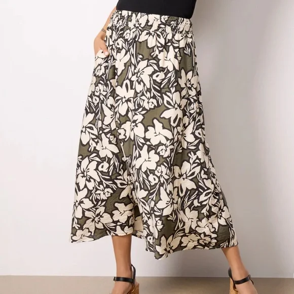 EVEREVE CARSON SKIRT OLIVE/BLACK/CREME S